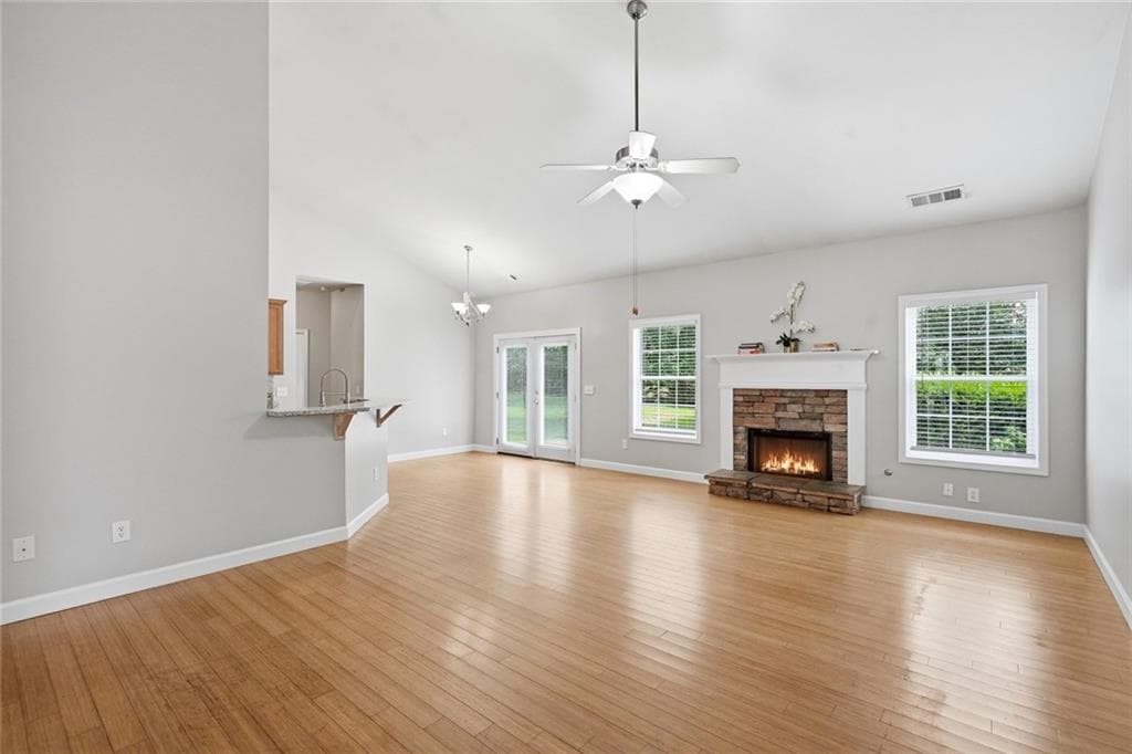 3 bedroom, 2 bathroom, 1,916 sq ft single family residence for sale at 3115 Sunlight Drive, Austell, GA 30106 — photo 6