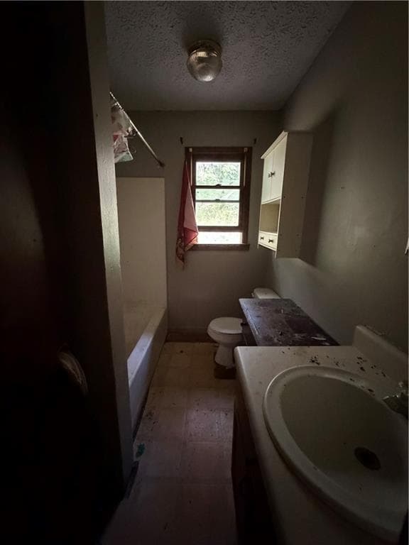 3 bedroom, 1 bathroom, 1,075 sq ft single family residence under contract at 1018 Scott Brown Road, Fairmount, GA 30139 — photo 6