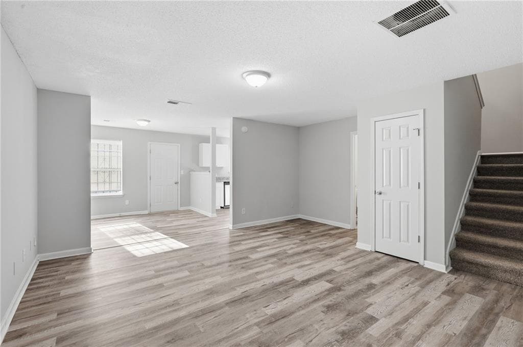3 bedroom, 3 bathroom, 2,024 sq ft single family residence for sale at 1211 Brookstone Road, Atlanta, GA 30349 — photo 9