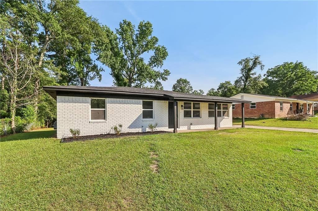 4 bedroom, 2 bathroom, 1,260 sq ft single family residence under contract at 3625 Meadowgrove Drive, Augusta, GA 30906 — photo 2