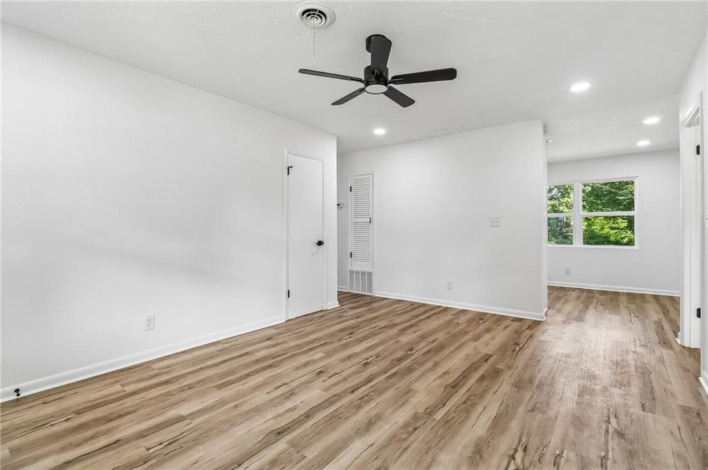 4 bedroom, 2 bathroom, 1,260 sq ft single family residence under contract at 3625 Meadowgrove Drive, Augusta, GA 30906 — photo 6