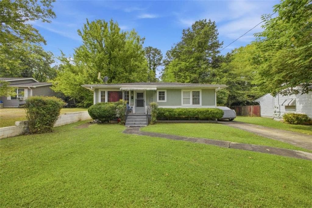 2 bedroom, 1 bathroom, 898 sq ft single family residence for sale at 110 Linden Street, Rome, GA 30161 — photo 2