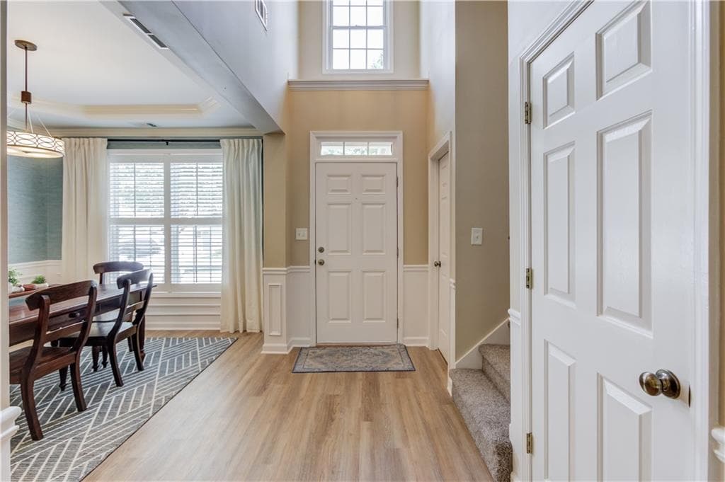 4 bedroom, 3 bathroom, 3,031 sq ft single family residence for sale at 2515 Chandler Grove Drive, Buford, GA 30519 — photo 4