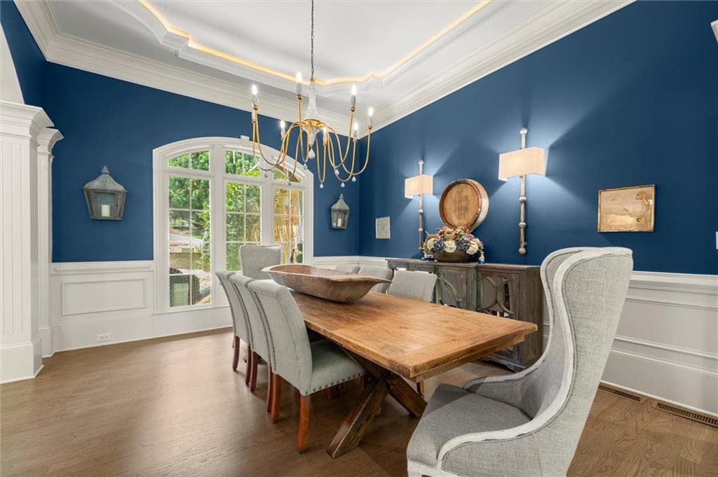 5 bedroom, 7 bathroom, 7,839 sq ft single family residence for sale at 6370 Haddington Lane, Suwanee, GA 30024 — photo 7