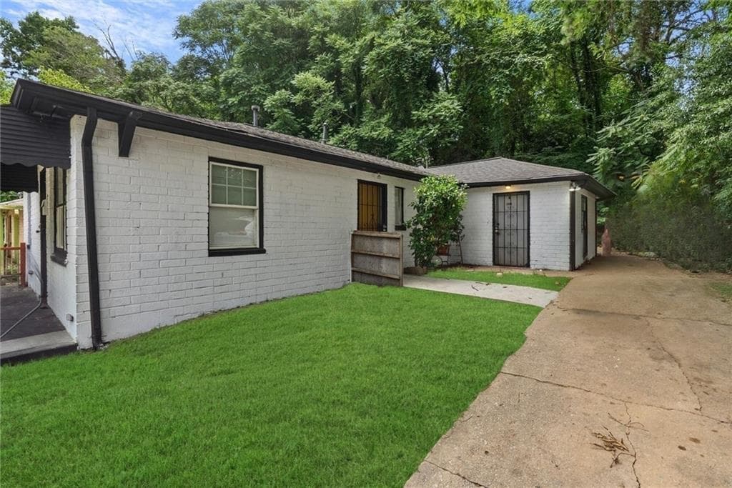 duplex for sale at 1409 Hawkins Street, Atlanta, GA 30314 — photo 3