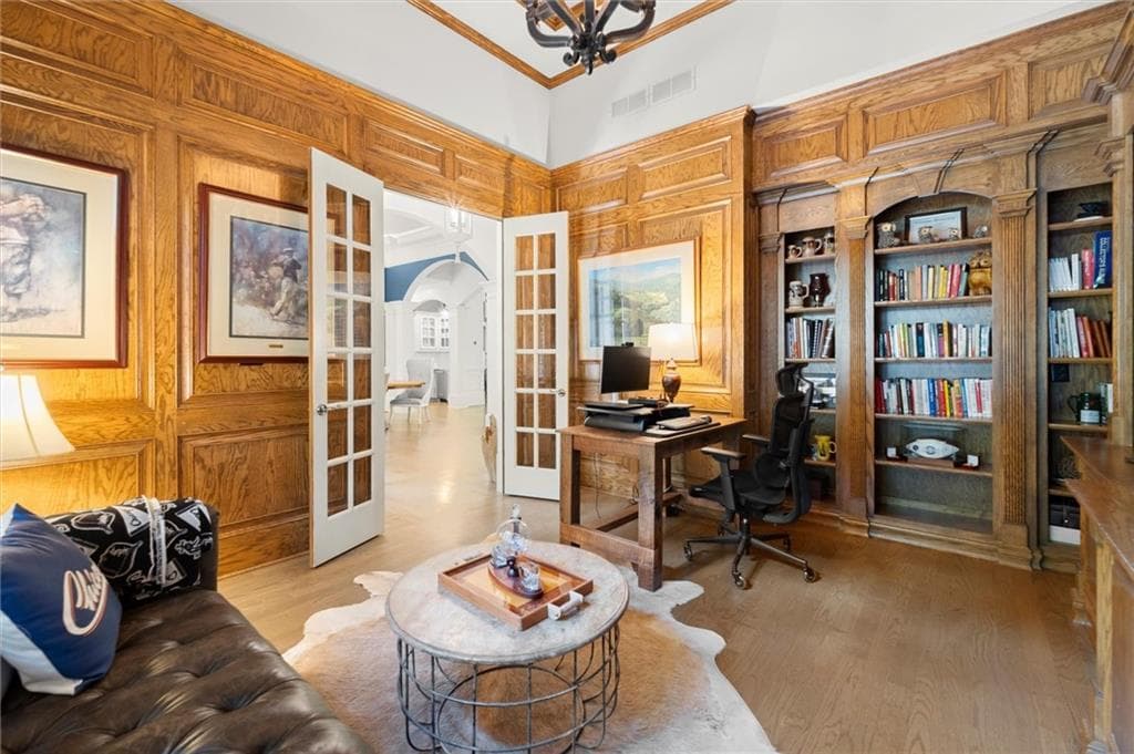 5 bedroom, 7 bathroom, 7,839 sq ft single family residence for sale at 6370 Haddington Lane, Suwanee, GA 30024 — photo 10