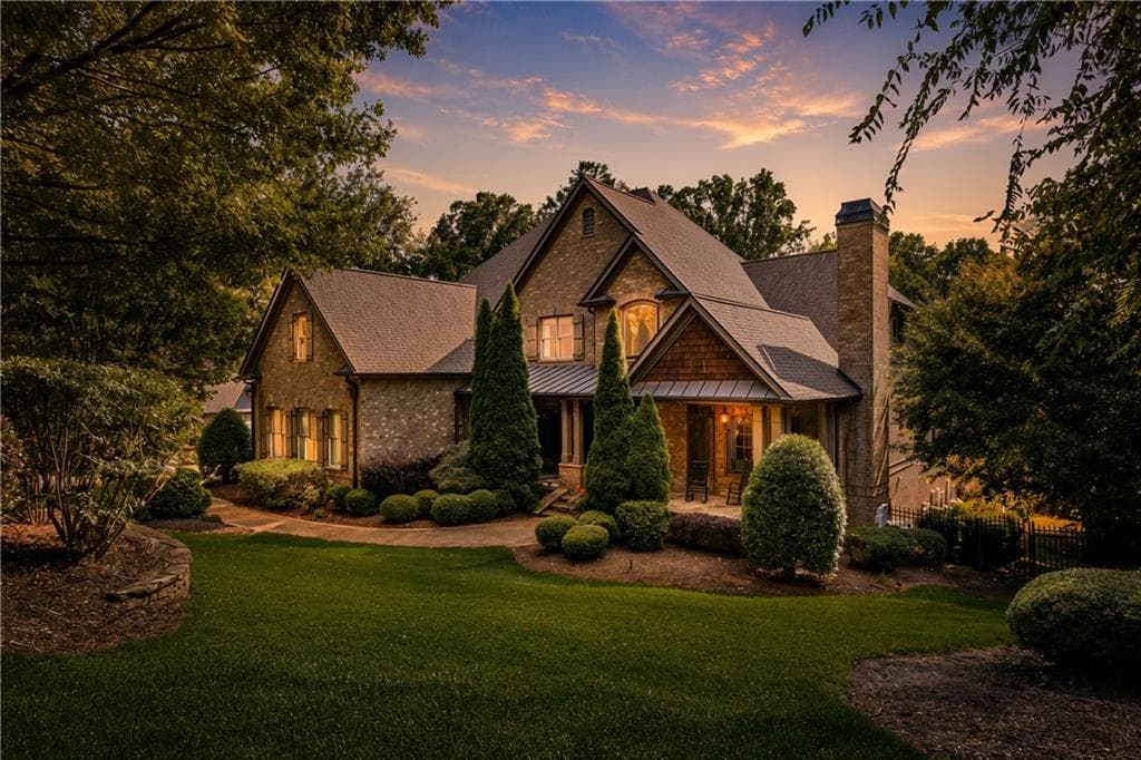 6 bedroom, 7 bathroom, 10,555 sq ft single family residence for sale at 2020 Derby Lane, Braselton, GA 30517 — photo 3