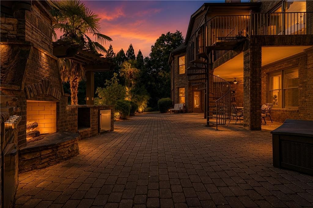 6 bedroom, 7 bathroom, 10,555 sq ft single family residence for sale at 2020 Derby Lane, Braselton, GA 30517 — photo 10