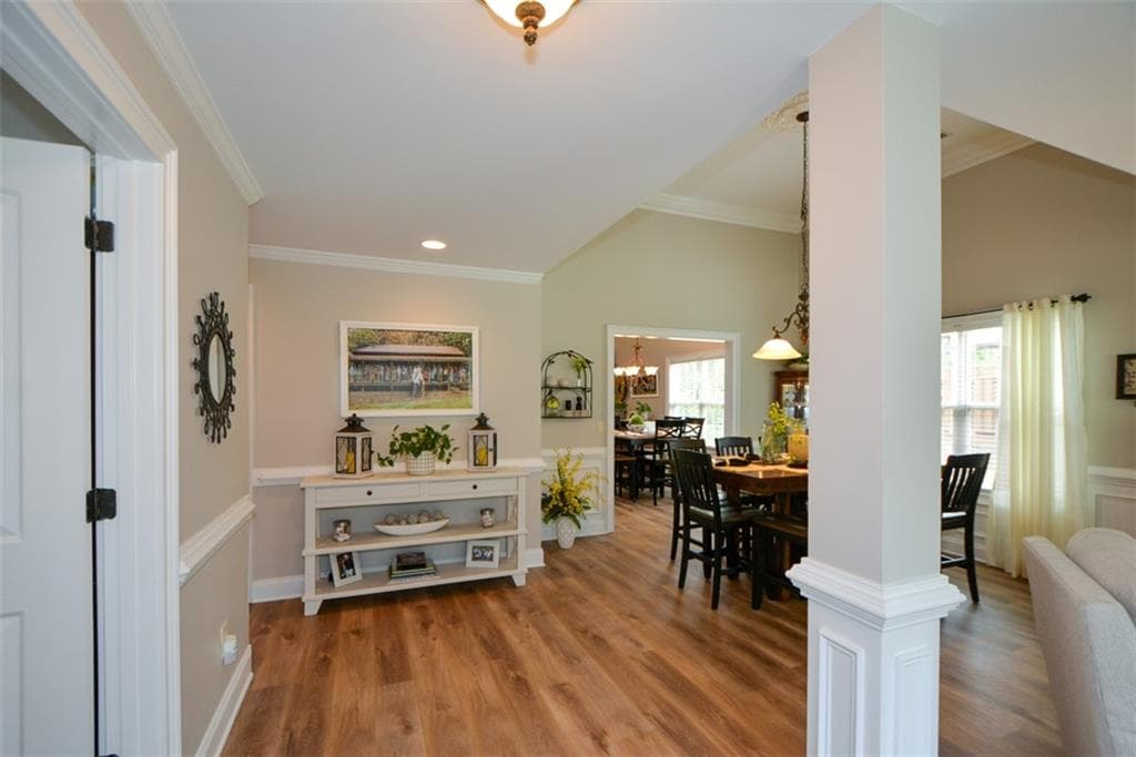 4 bedroom, 3 bathroom, 4,182 sq ft single family residence under contract at 4332 CHESTERFIELD Court, Buford, GA 30518 — photo 6