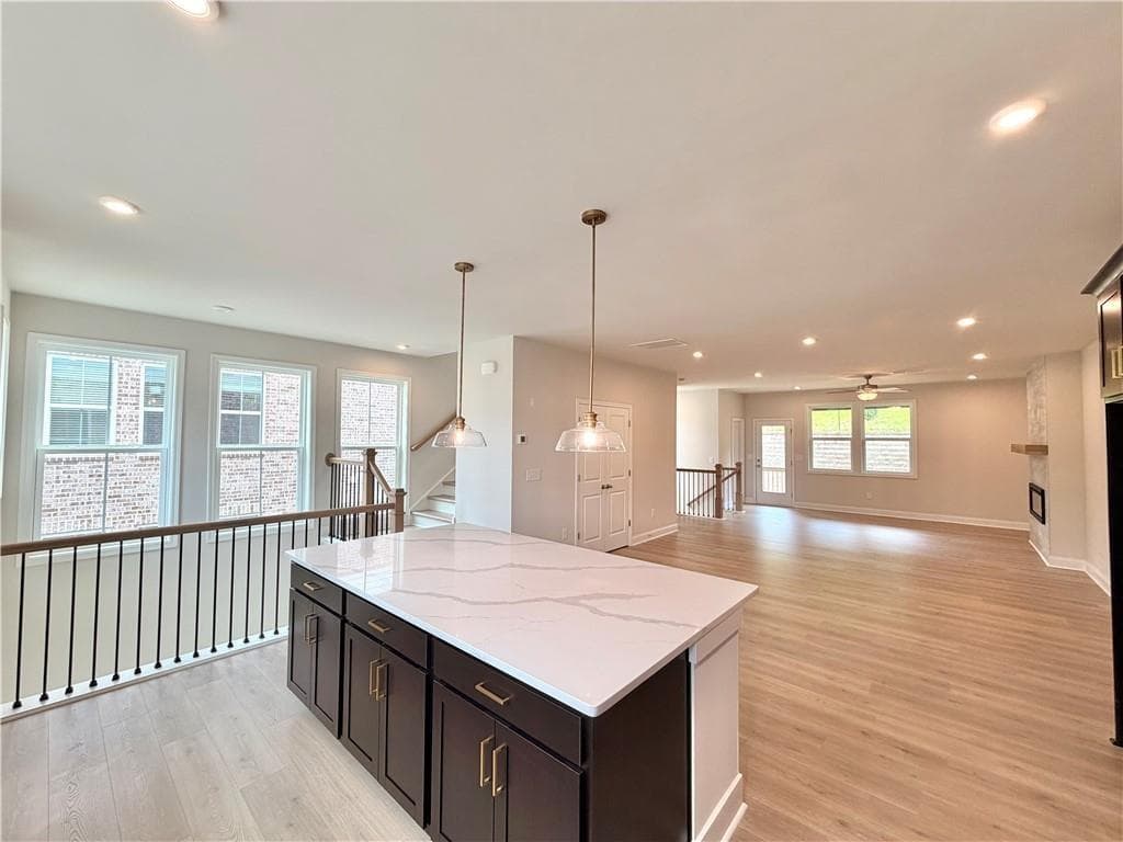 4 bedroom, 4 bathroom, 2,421 sq ft townhouse for sale at 368 Sunset Hollow Street, Sugar Hill, GA 30518 — photo 9