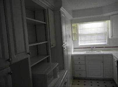 2 bedroom, 2 bathroom, 1,048 sq ft townhouse for sale at 2040 Kings Gate Circle B, Snellville, GA 30078 — photo 4