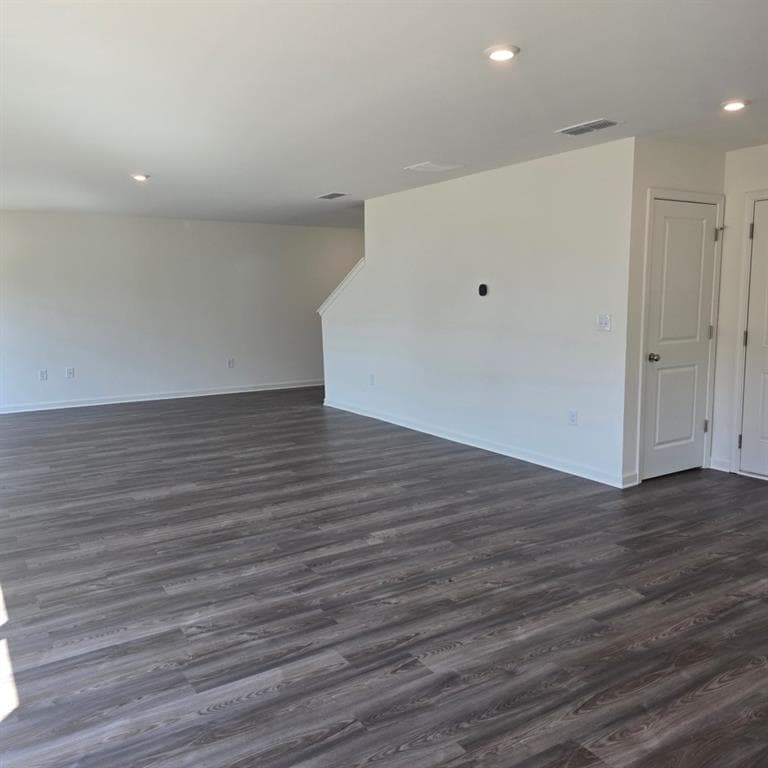 5 bedroom, 3 bathroom, 2,376 sq ft single family residence for sale at 612 Leisure Pointe Road, Macon, GA 31216 — photo 9
