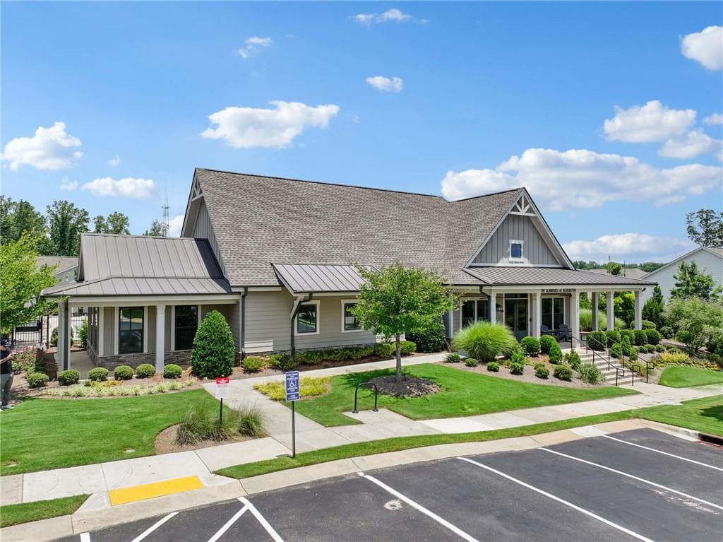 3 bedroom, 2 bathroom, 1,896 sq ft condominium for sale at 3211 Orwell Way 4303, Cumming, GA 30041 — photo 9