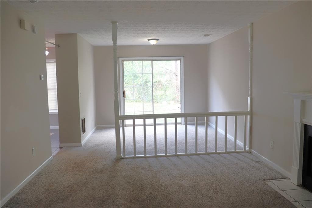 3 bedroom, 3 bathroom, 2,004 sq ft single family residence for sale at 419 Thomas Jefferson Drive, Stone Mountain, GA 30083 — photo 7