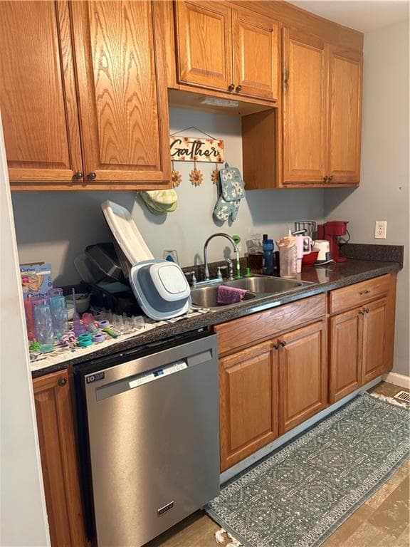 4 bedroom, 2 bathroom, 1,480 sq ft single family residence under contract at 3 W 1st Street, Aragon, GA 30104 — photo 6
