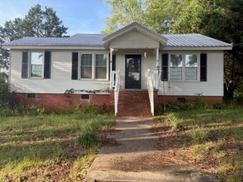 4 bedroom, 2 bathroom, 1,480 sq ft single family residence under contract at 3 W 1st Street, Aragon, GA 30104 — photo 2