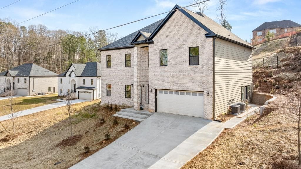 7 bedroom, 5 bathroom triplex for rent at 4420 Ross Estates Court, Snellville, GA 30039 for $3,200 a month — photo 3