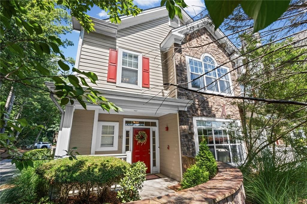 3 bedroom, 3 bathroom, 2,006 sq ft home for sale at 111 Edinburgh Court, Alpharetta, GA