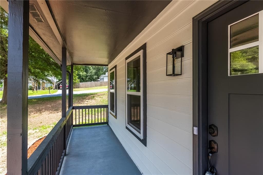 3 bedroom, 2 bathroom, 1,450 sq ft single family residence for sale at 847 Half Moon Hollow, Lilburn, GA 30047 — photo 8
