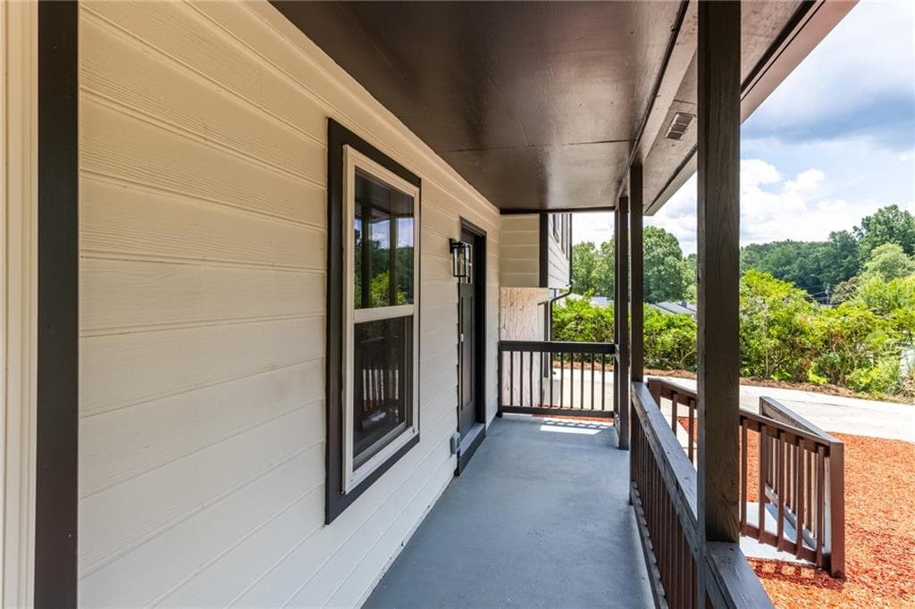 3 bedroom, 2 bathroom, 1,450 sq ft single family residence for sale at 847 Half Moon Hollow, Lilburn, GA 30047 — photo 9