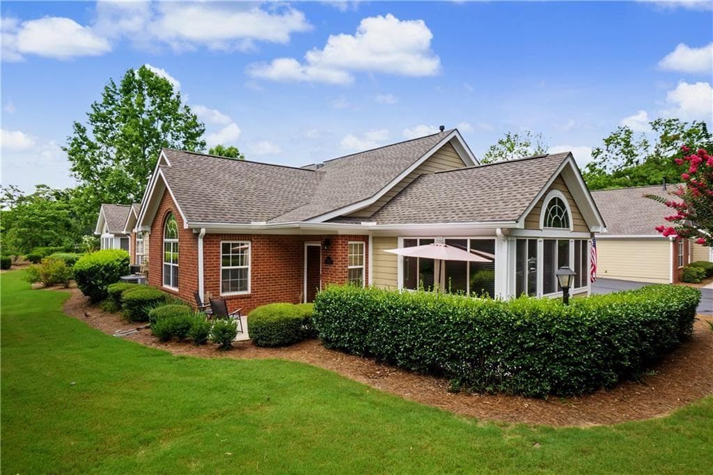 2 bedroom, 2 bathroom, 1,674 sq ft condominium sold at 2702 Vintage Reserve Lane, Marietta, GA 30066