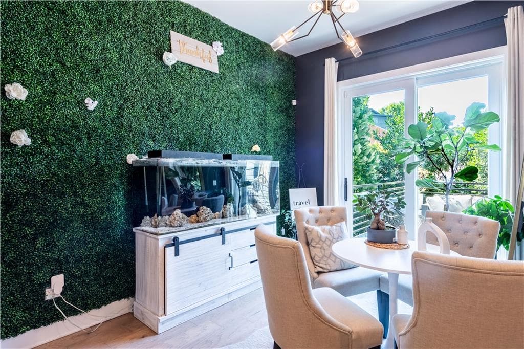 3 bedroom, 3 bathroom, 1,664 sq ft townhouse for sale at 685 Vidalia Lane, Atlanta, GA 30318 — photo 5