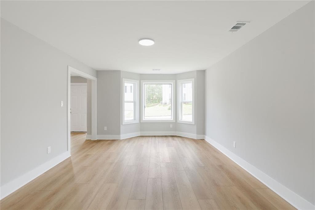 4 bedroom, 4 bathroom, 3,200 sq ft single family residence for sale at 759 Mountain Ridge Way, Lithonia, GA 30058 — photo 5