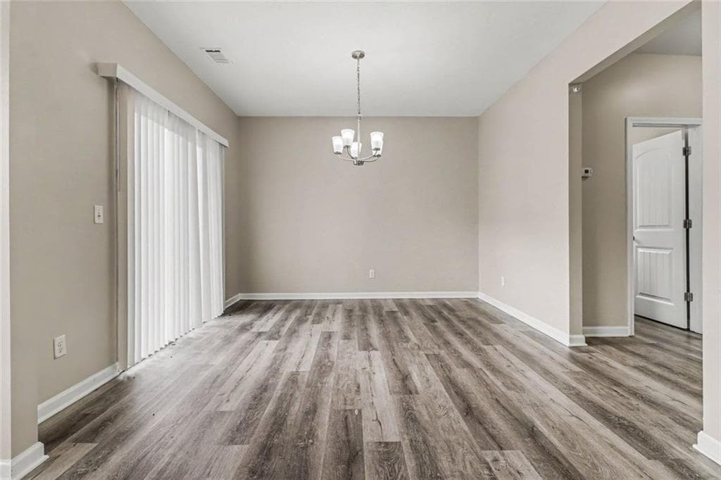 3 bedroom, 3 bathroom, 2,236 sq ft single family residence for sale at 7770 Fabled Point, Union City, GA 30291 — photo 8