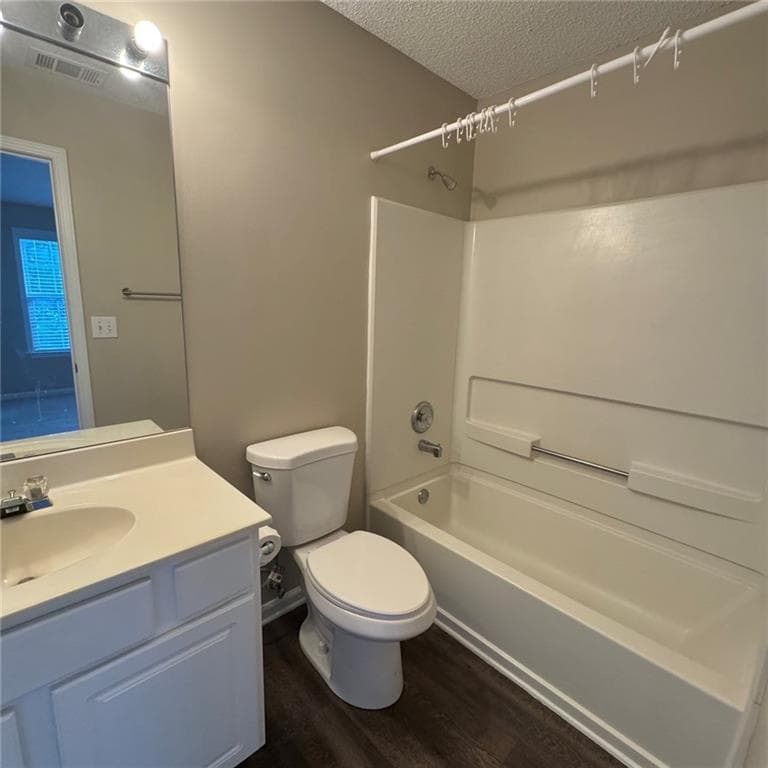 2 bedroom, 3 bathroom, 1,216 sq ft townhouse for sale at 280 Devonshire Drive, Alpharetta, GA 30022 — photo 6