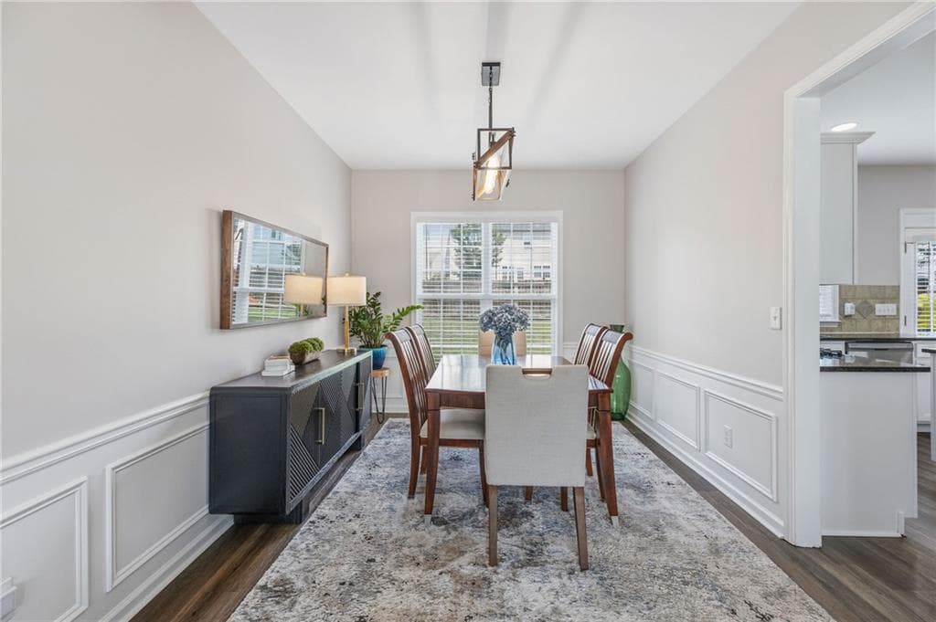 5 bedroom, 3 bathroom, 2,340 sq ft single family residence for rent at 3676 Ramsey Circle, Atlanta, GA 30331 for $2,995 a month — photo 9