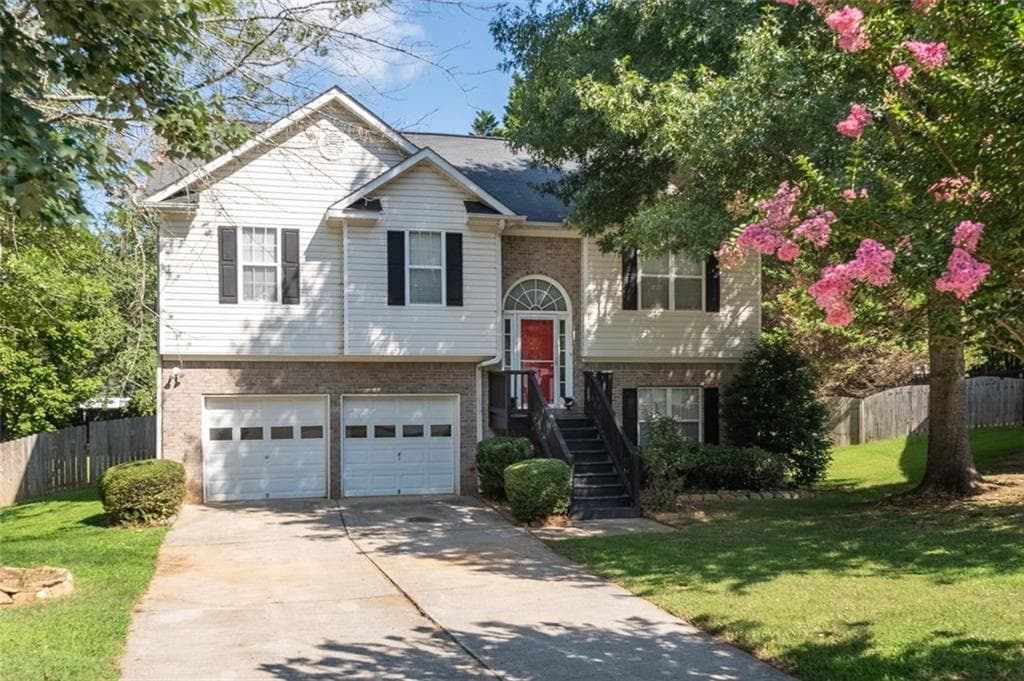 4 bedroom, 3 bathroom, 2,195 sq ft single family residence sold at 3204 Grandiflora Place, Powder Springs, GA 30127