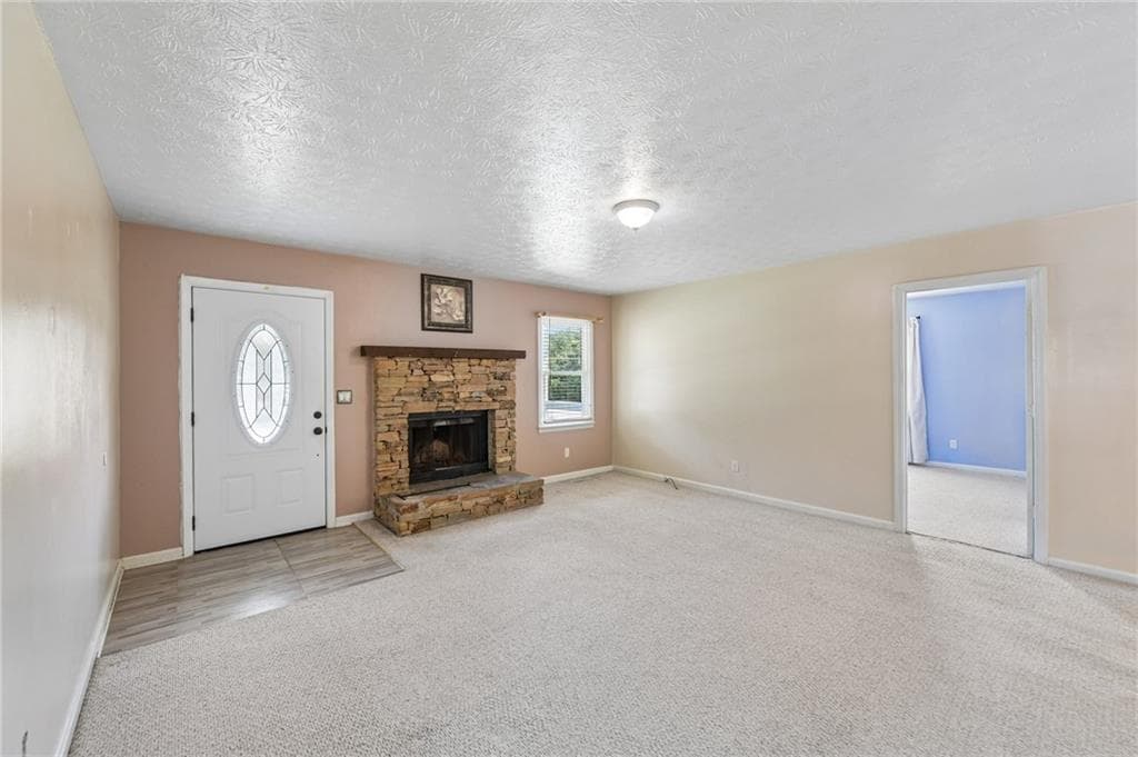 2 bedroom, 2 bathroom, 1,025 sq ft single family residence under contract at 2901 Waterford Drive, Gainesville, GA 30504 — photo 9