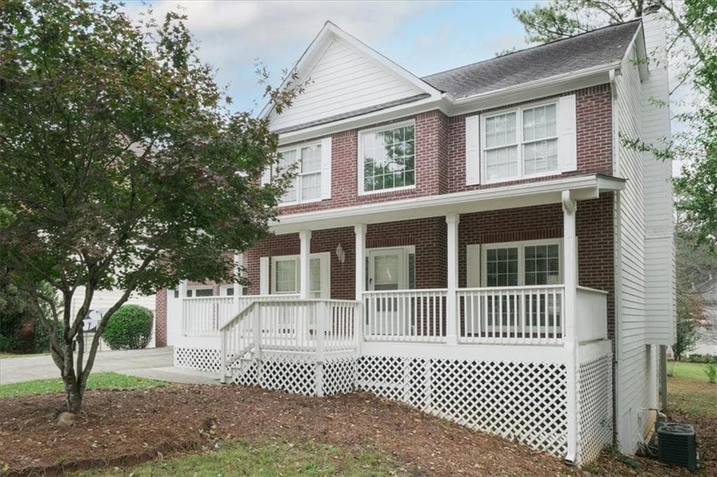 5 bedroom, 4 bathroom, 2,017 sq ft single family residence for rent at 4085 Pineset Drive, Alpharetta, GA 30022 for $3,700 a month — photo 2