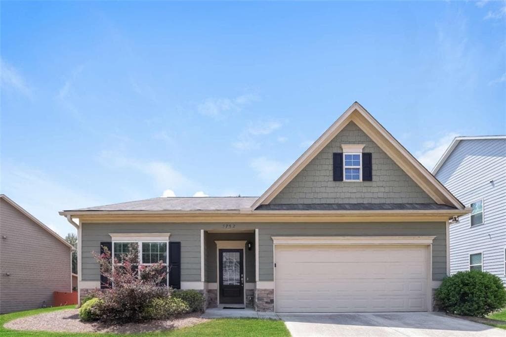 3 bedroom, 2 bathroom, 1,746 sq ft single family residence for sale at 3752 SW Ridge Bluff Overlook Street, Gainesville, GA 30507