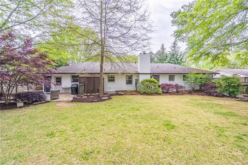 3 bedroom, 3 bathroom, 2,400 sq ft single family residence for rent at 250 Wavetree Drive, Roswell, GA 30075 for $3,600 a month — photo 8