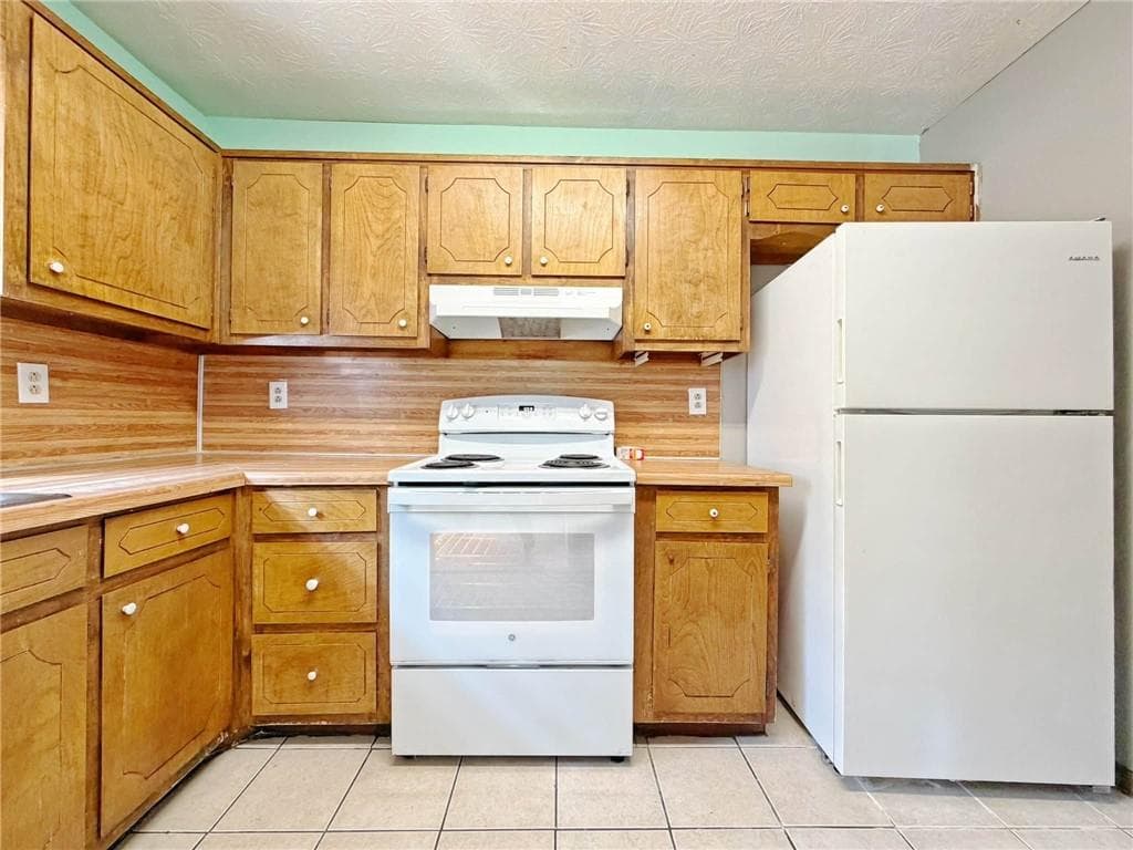 2 bedroom, 2 bathroom, 1,224 sq ft condominium for sale at 935 Six Oaks Circle B, Norcross, GA 30093 — photo 10