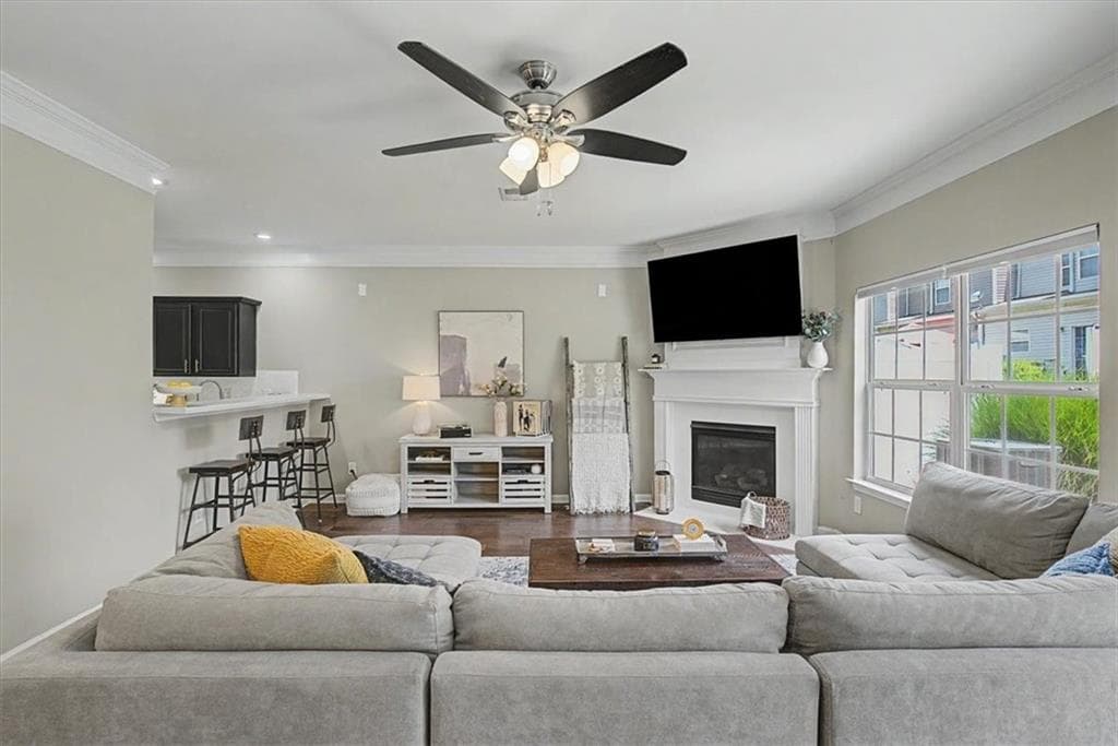 2 bedroom, 3 bathroom, 1,639 sq ft townhouse under contract at 305 Azalea Circle, Cumming, GA 30040 — photo 6