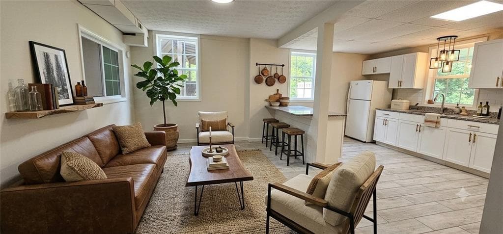 5 bedroom, 2 bathroom, 2,100 sq ft single family residence for sale at 4316 Tanners Mill Road, Braselton, GA 30517 — photo 6