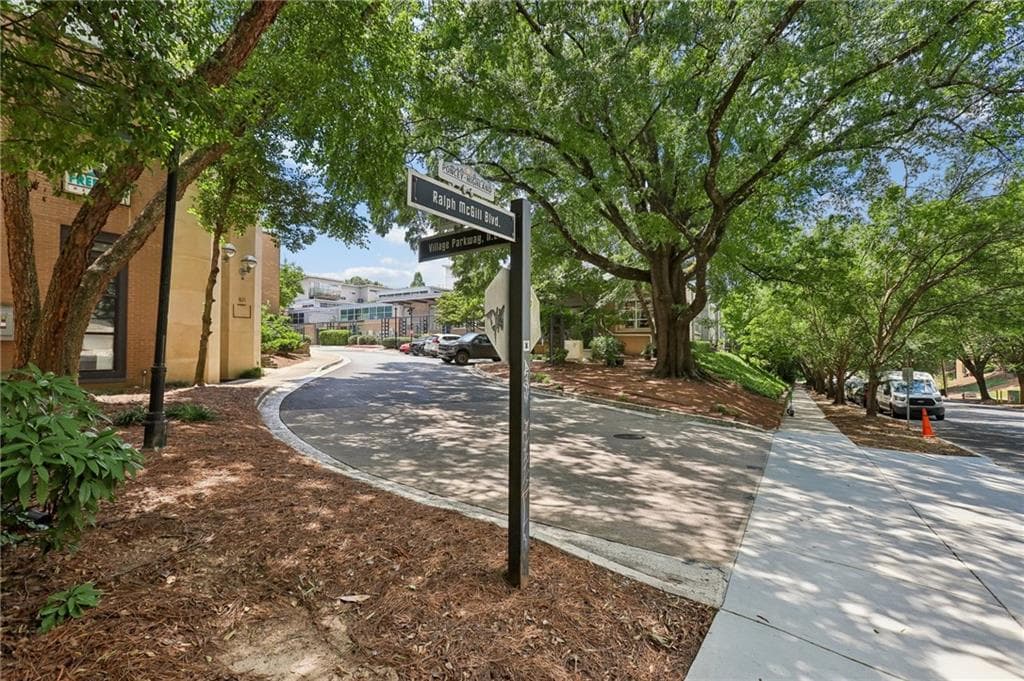 1 bedroom, 1 bathroom, 646 sq ft condominium under contract at 821 Ralph McGill Boulevard 3126, Atlanta, GA 30306