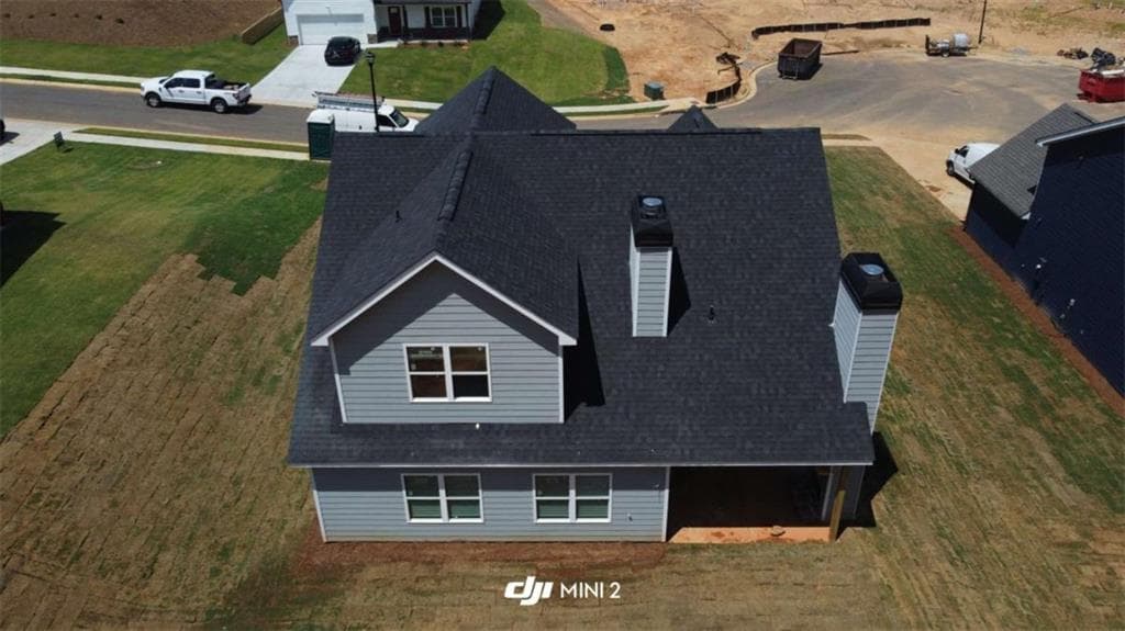 3 bedroom, 3 bathroom, 2,284 sq ft single family residence for sale at 6458 Plantation Station Drive, Lula, GA 30554 — photo 2