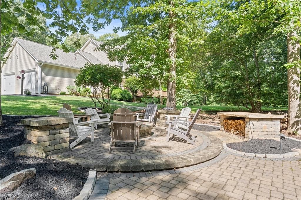 5 bedroom, 5 bathroom, 3,776 sq ft single family residence for sale at 342 Woodland Path, Dallas, GA 30132 — photo 4