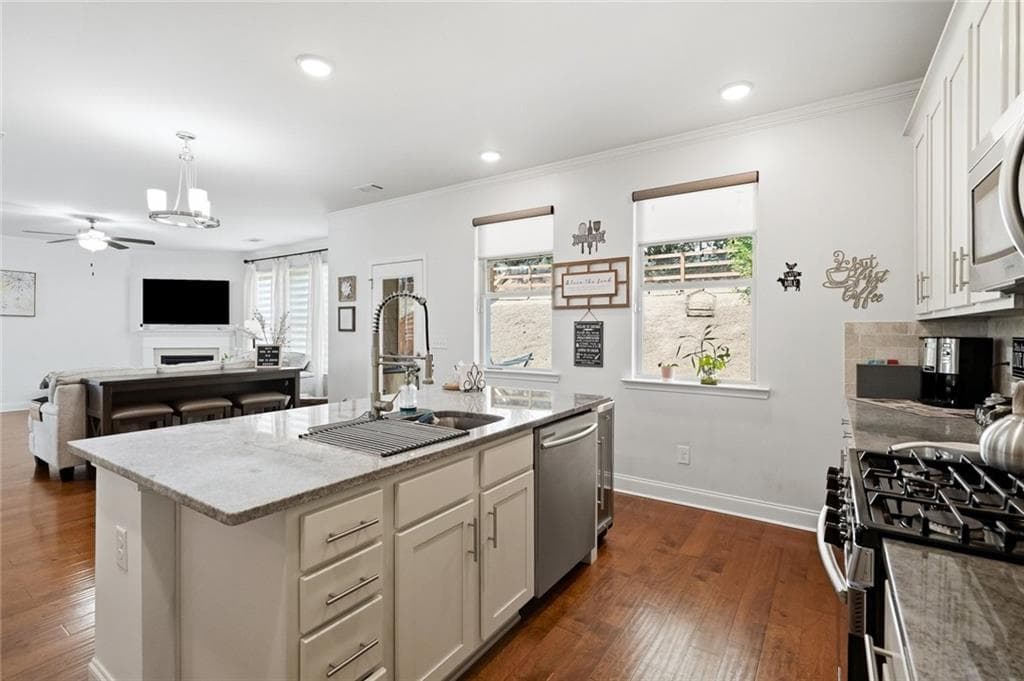 4 bedroom, 3 bathroom, 2,748 sq ft single family residence for sale at 352 Hinton Farm Way, Dacula, GA 30019 — photo 10