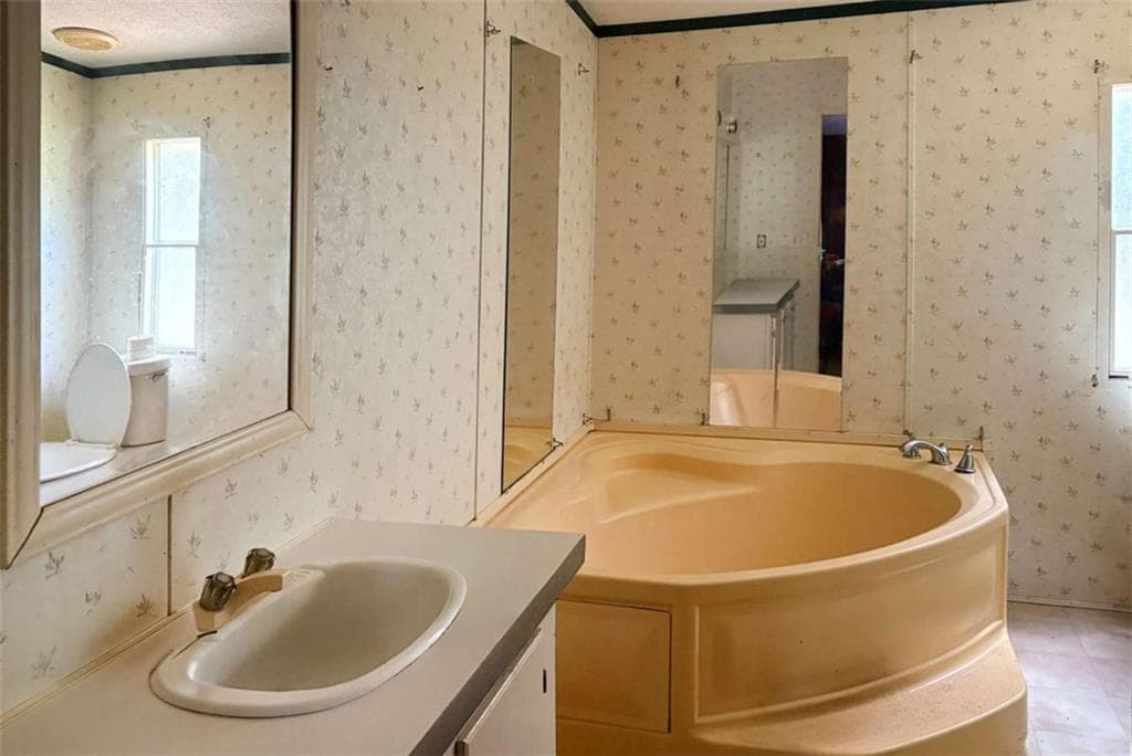 3 bedroom, 2 bathroom, 1,152 sq ft single family residence for sale at 182 Owenby Lane, Martin, GA 30557 — photo 8