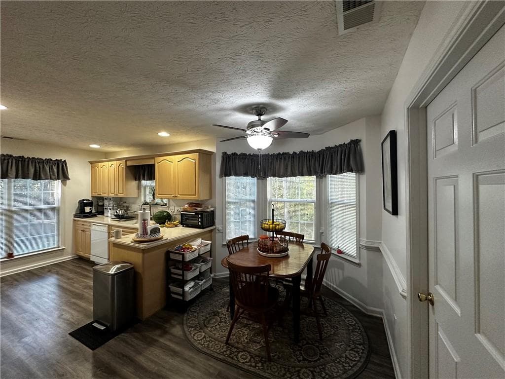 3 bedroom, 2 bathroom, 3,314 sq ft single family residence for sale at 1707 Hiram Sudie Road, Hiram, GA 30141 — photo 6