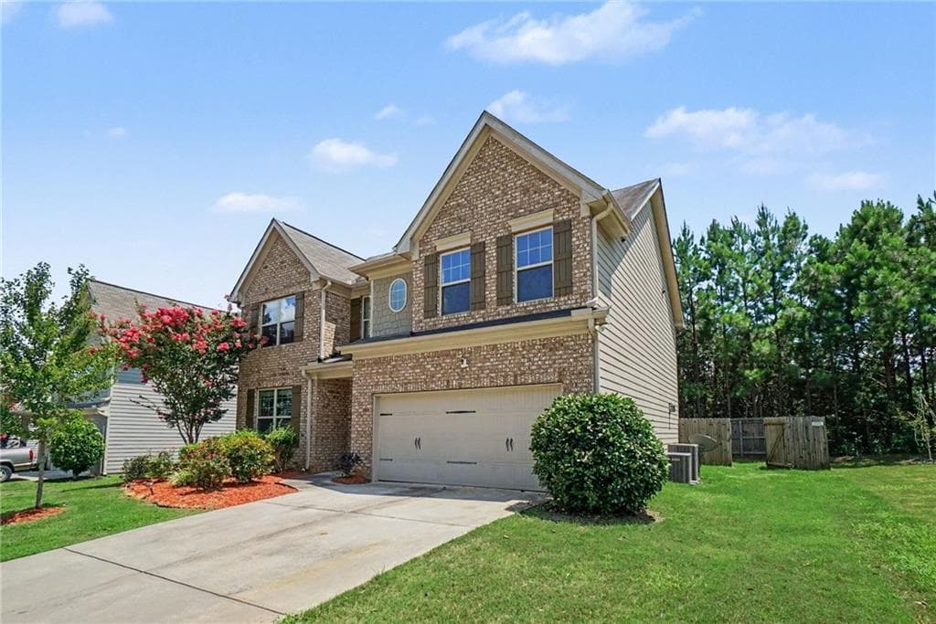 4 bedroom, 3 bathroom, 2,320 sq ft single family residence for sale at 429 Lanier Court, Hiram, GA 30141 — photo 3