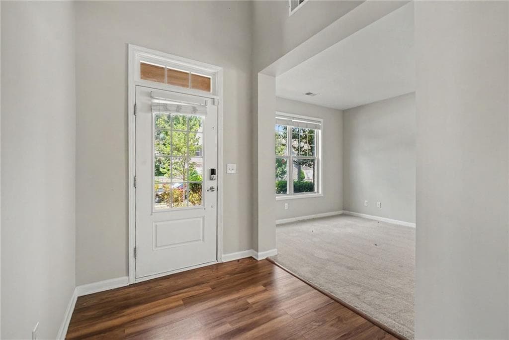 4 bedroom, 3 bathroom, 2,320 sq ft single family residence for sale at 429 Lanier Court, Hiram, GA 30141 — photo 4