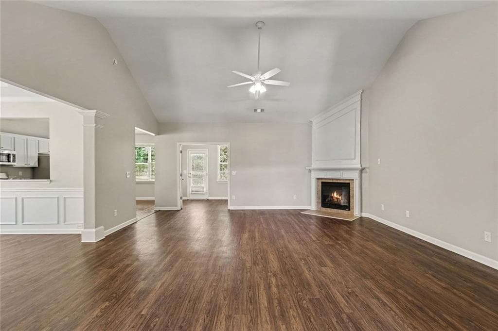 3 bedroom, 2 bathroom, 3,036 sq ft single family residence under contract at 425 Tell Circle, Atlanta, GA 30331 — photo 5
