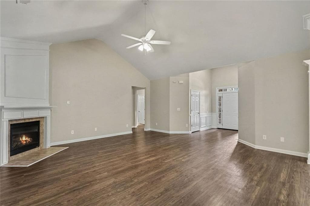 3 bedroom, 2 bathroom, 3,036 sq ft single family residence under contract at 425 Tell Circle, Atlanta, GA 30331 — photo 7