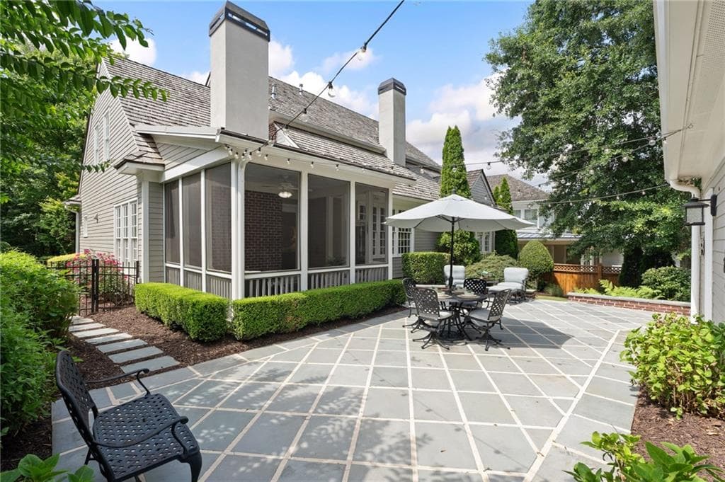 4 bedroom, 4 bathroom, 3,628 sq ft single family residence for sale at 6855 Bucks Road, Cumming, GA 30040 — photo 5