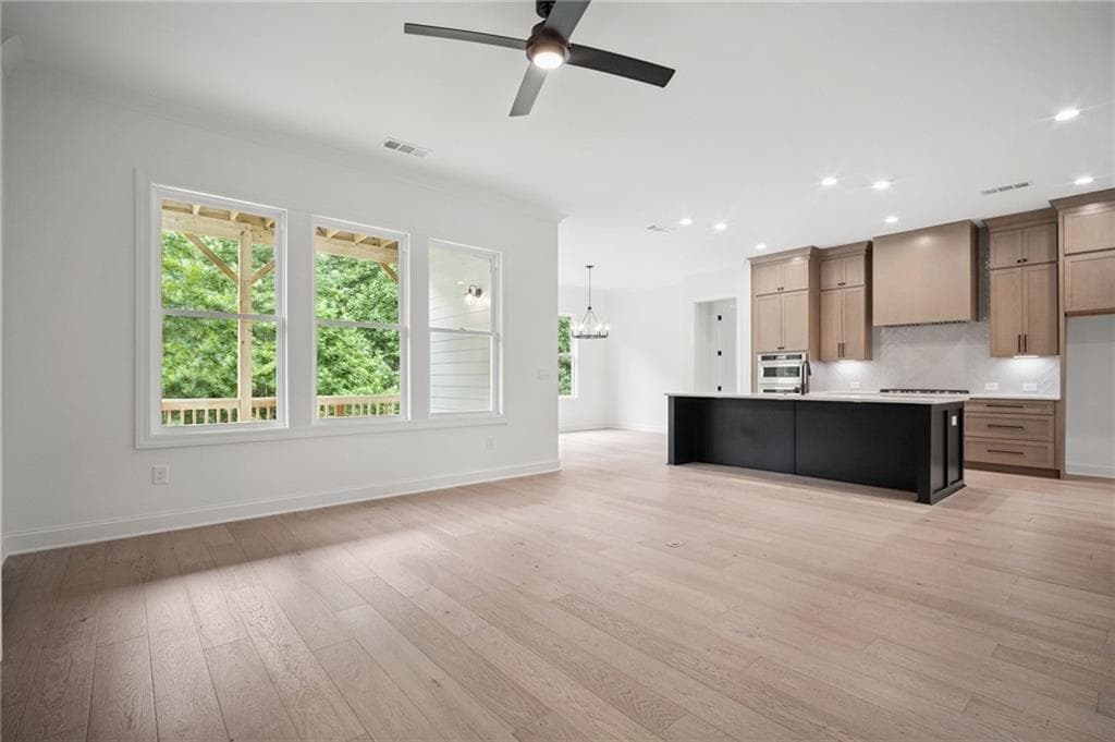5 bedroom, 5 bathroom, 3,952 sq ft single family residence for sale at 841 Lakemont Drive, Canton, GA 30114 — photo 9